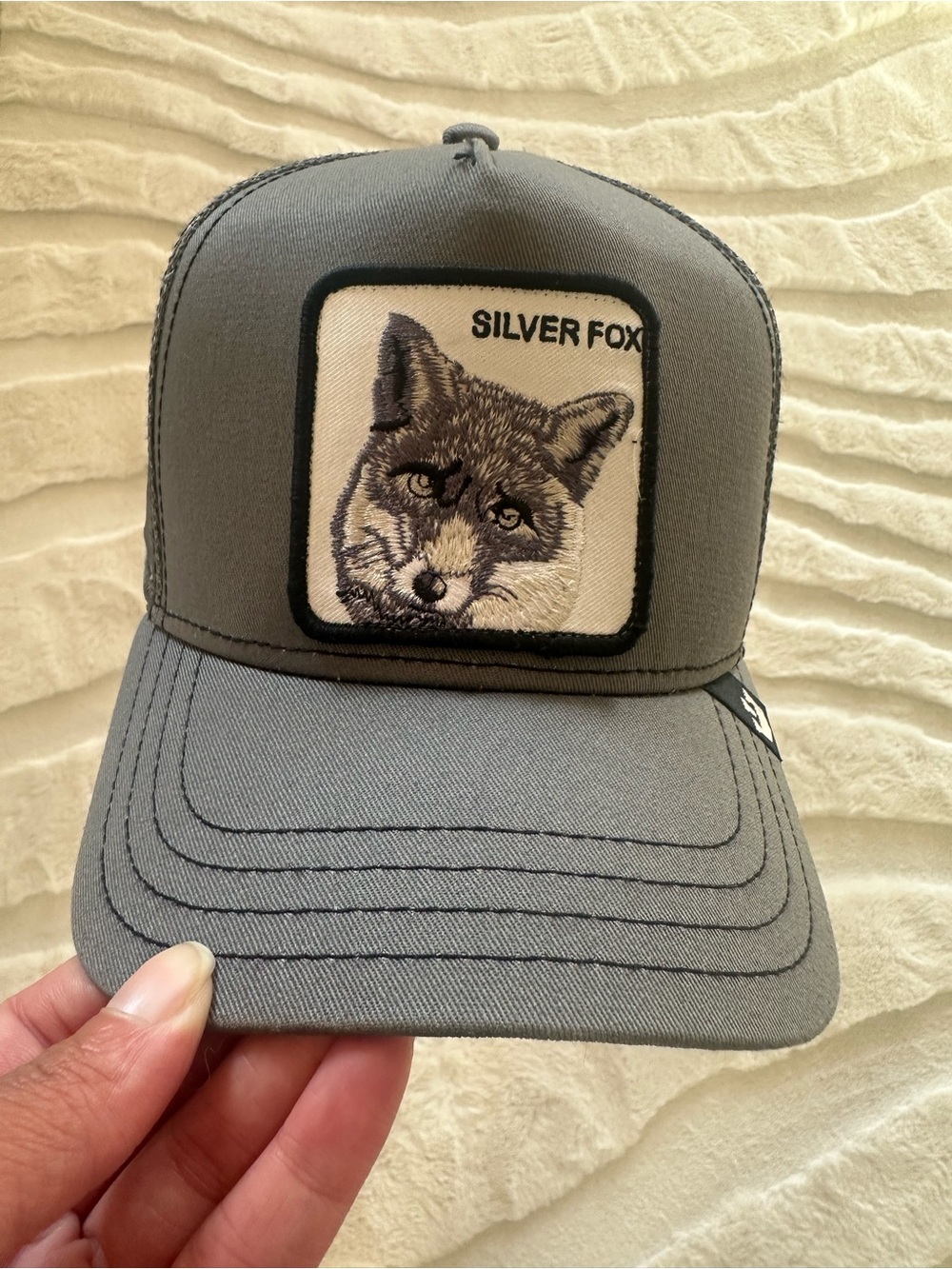 Goorin Brothers Bros Silver Fox Trucker Snapback Hat Gray One Size